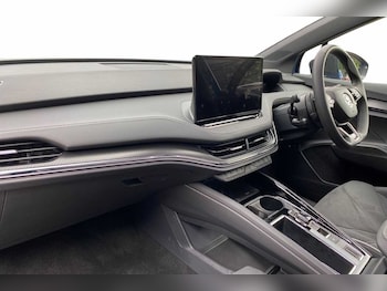 Used Skoda Enyaq 2025 for sale - 76888435: Photo