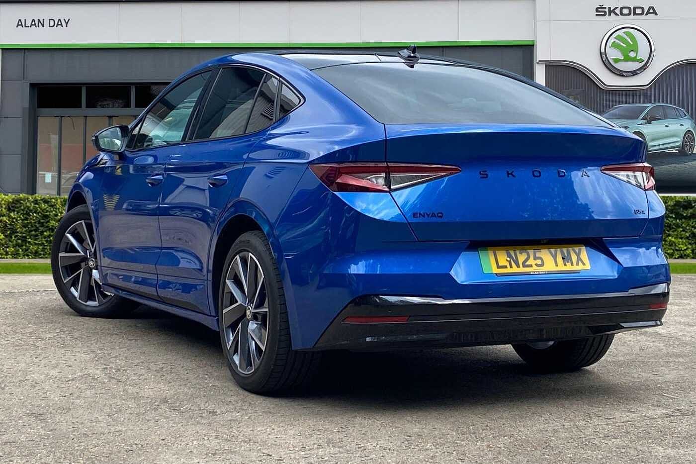 Used Skoda Enyaq 2025 for sale - 76888435: Photo 3