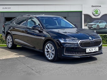 Used Skoda Superb 2025 for sale - 76966322: Photo