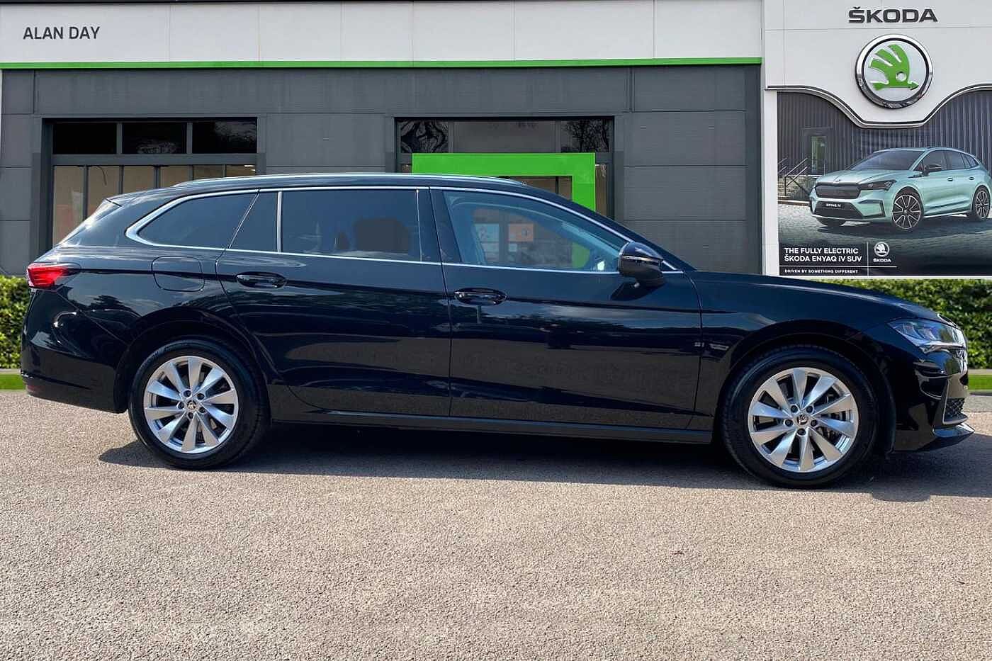 Used Skoda Superb 2024 for sale - 77244552: Photo 4