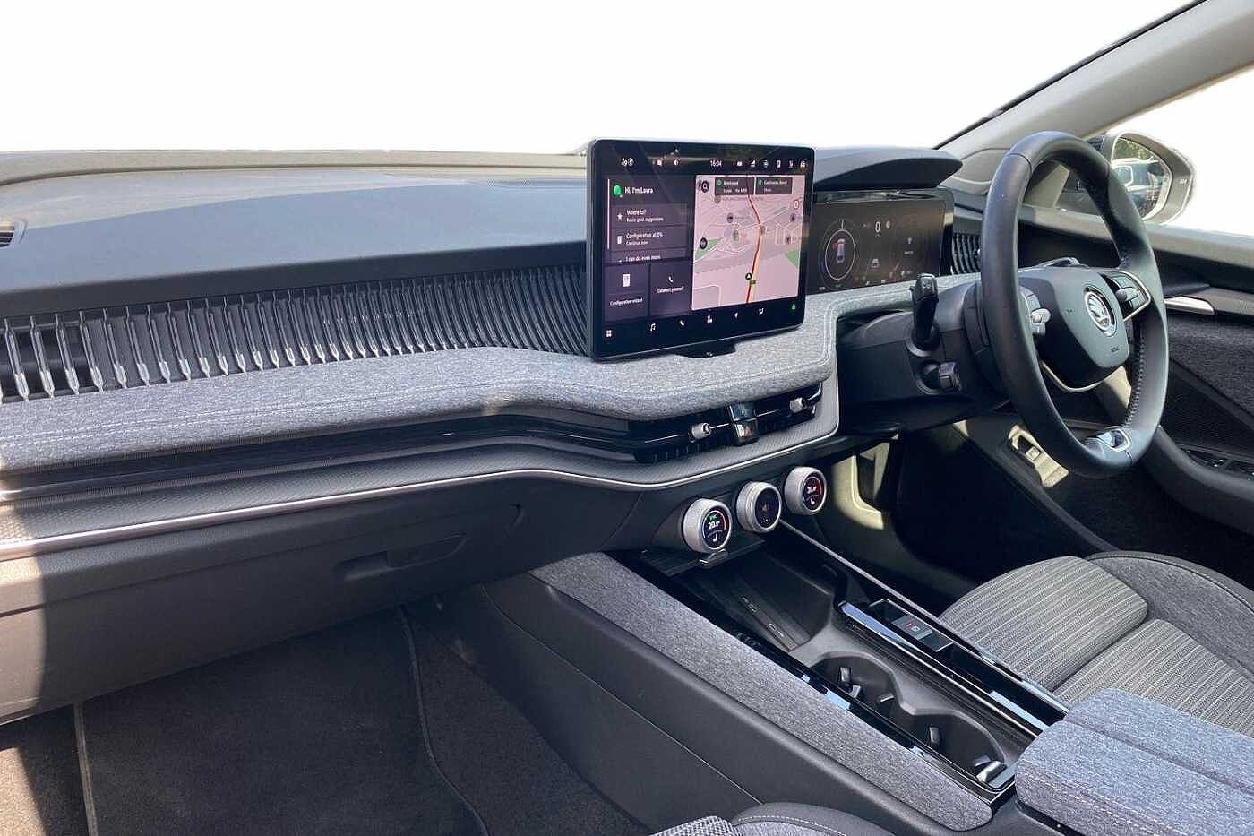 Used Skoda Superb 2024 for sale - 76678314: Photo 2