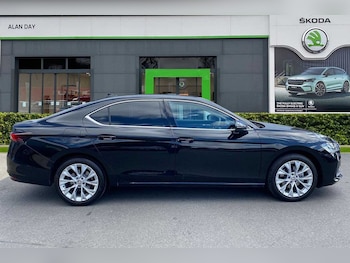 Used Skoda Superb 2025 for sale - 76681465: Photo