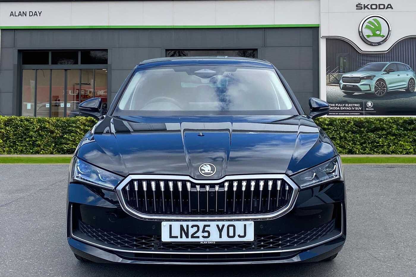 Used Skoda Superb 2025 for sale - 76888406: Photo 8