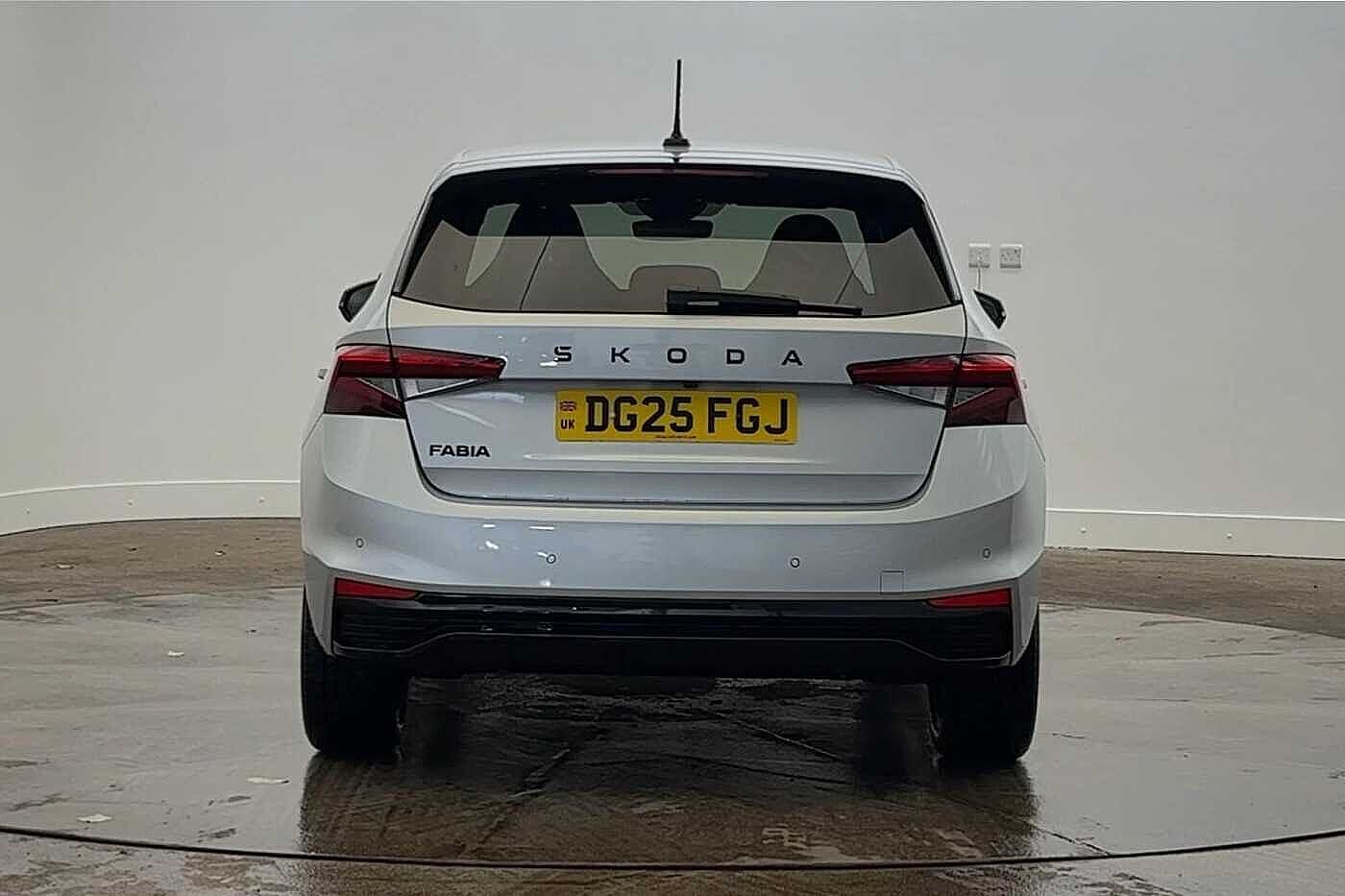 Used Skoda Fabia 2025 for sale - 76774691: Photo 8