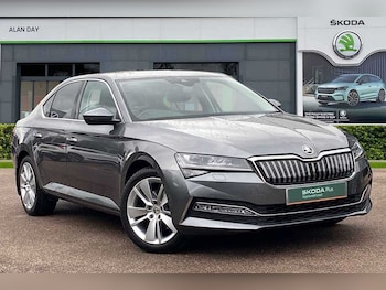Used Skoda Superb 2021 for sale - 77042656: Photo