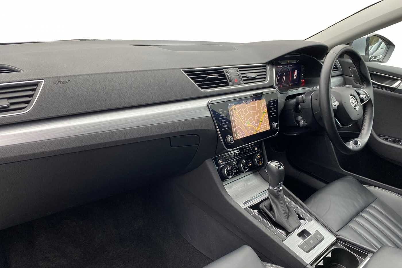 Used Skoda Superb 2024 for sale - 77244554: Photo 2