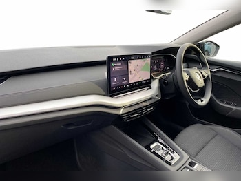 Used Skoda Octavia 2024 for sale - 77042653: Photo