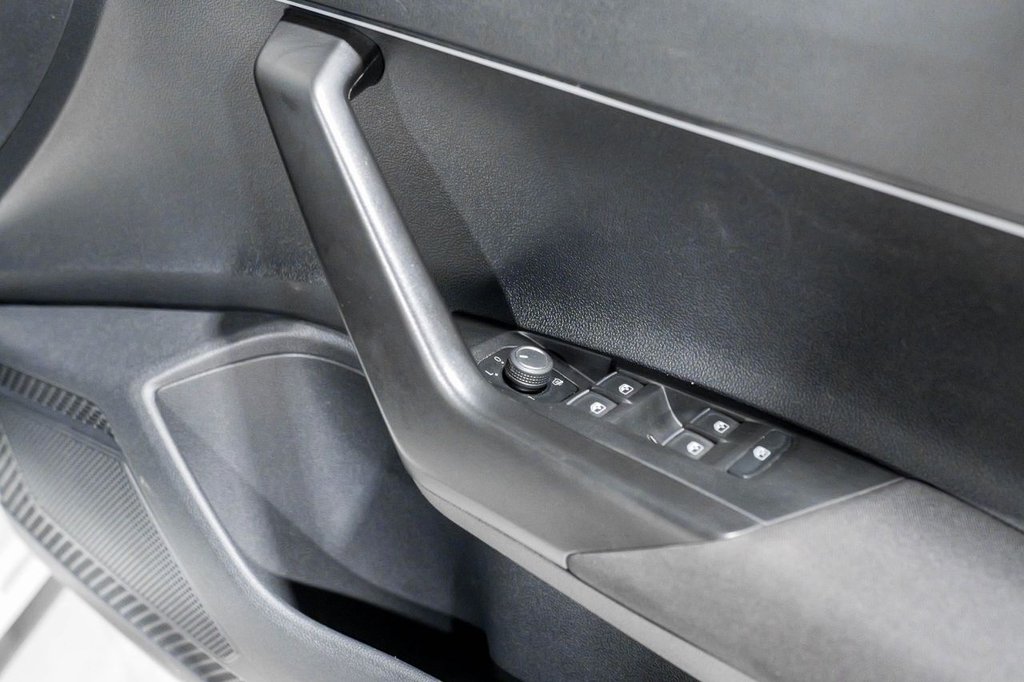 Used Volkswagen Polo 2022 for sale - 76724589: Photo 30