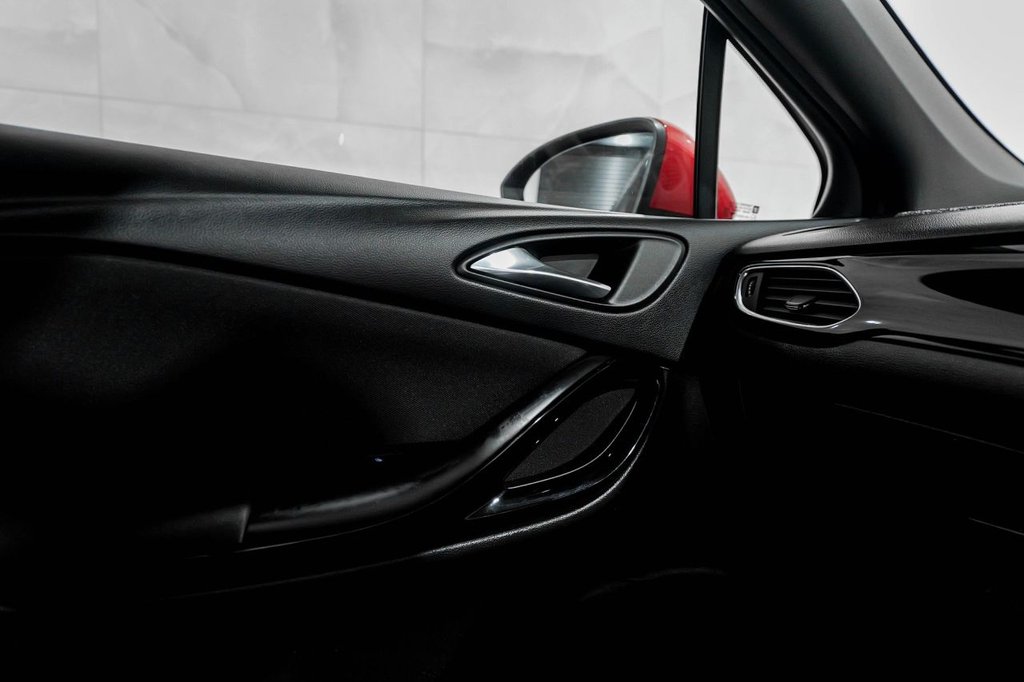 Used Vauxhall Astra 2017 for sale - 77642595: Photo 25