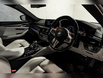 Used BMW M5 2019 for sale - 77971637: Photo