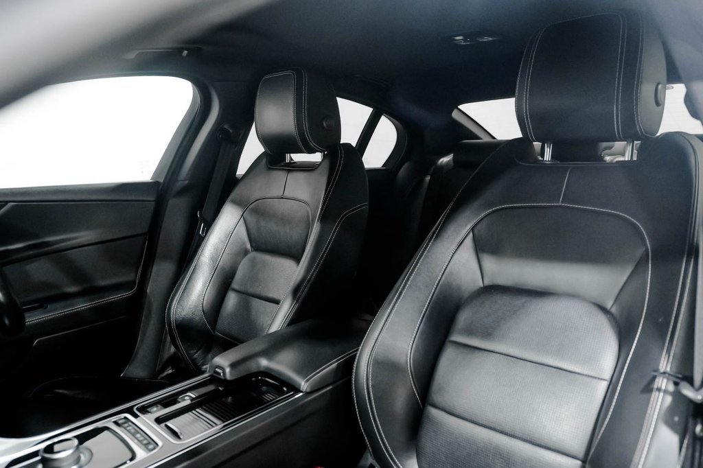 Used Jaguar XE 2018 for sale - 76454684: Photo 12