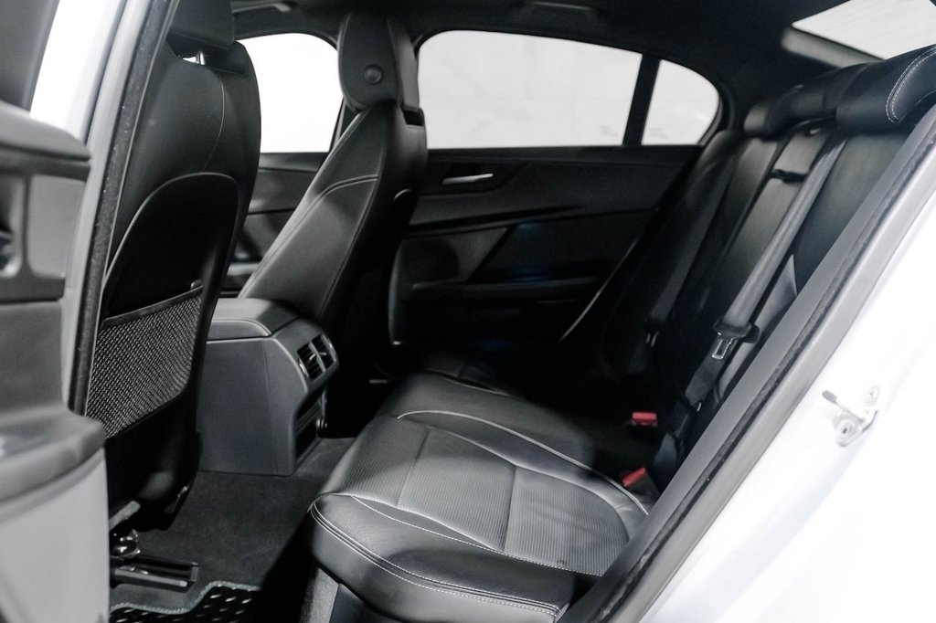 Used Jaguar XE 2018 for sale - 76454684: Photo 15