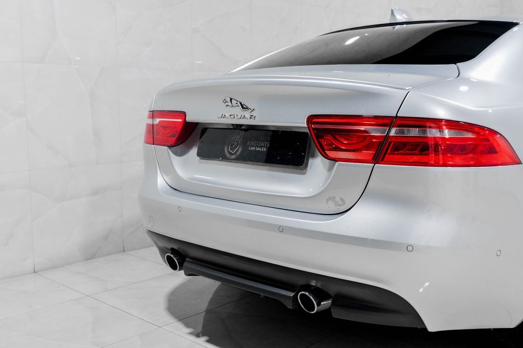 Used Jaguar XE 2018 for sale - 76454684: Photo 18