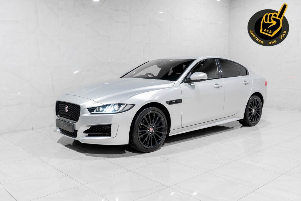 Used Jaguar XE 2018 for sale - 76454684: Photo 2