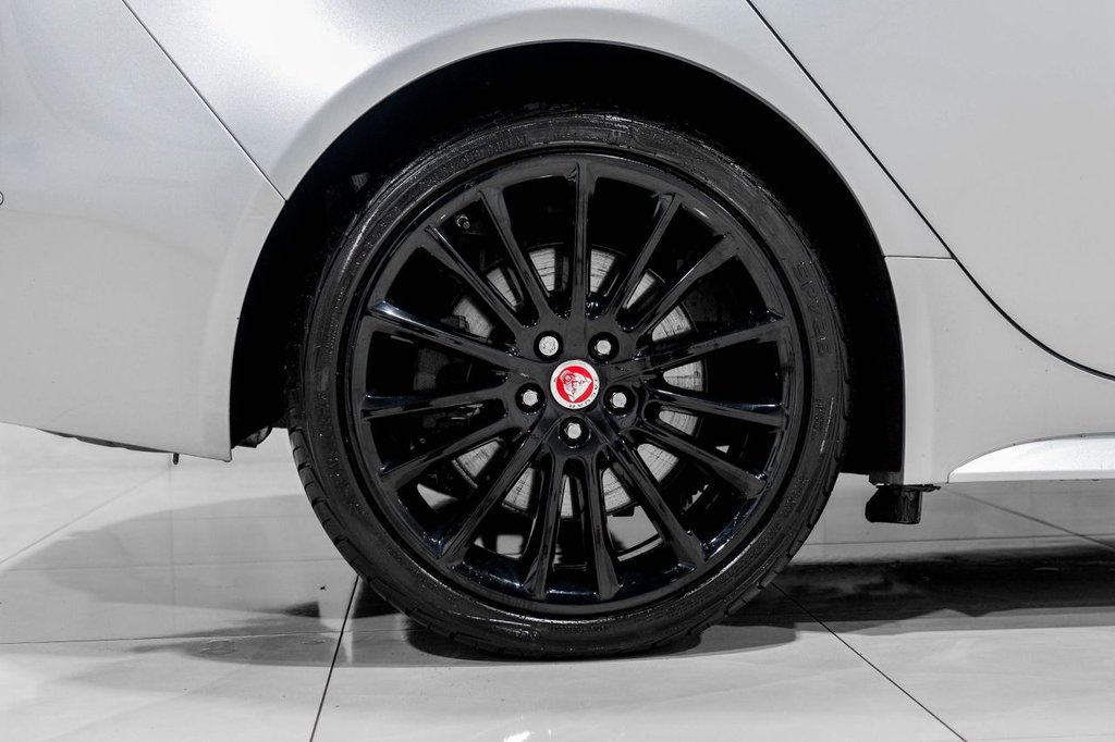 Used Jaguar XE 2018 for sale - 76454684: Photo 22