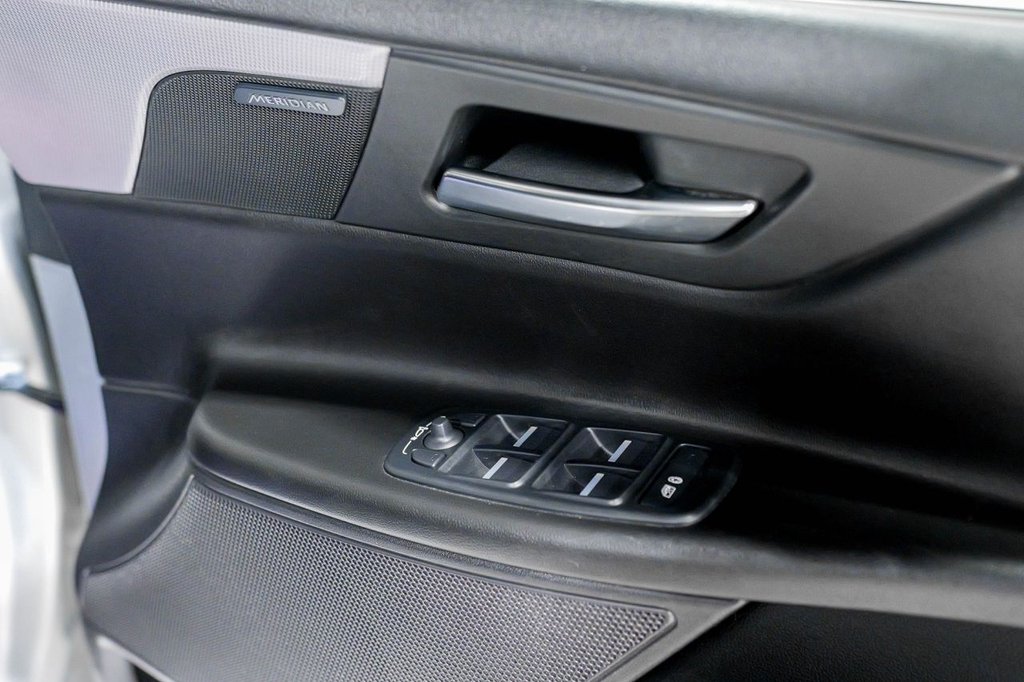 Used Jaguar XE 2018 for sale - 76454684: Photo 27