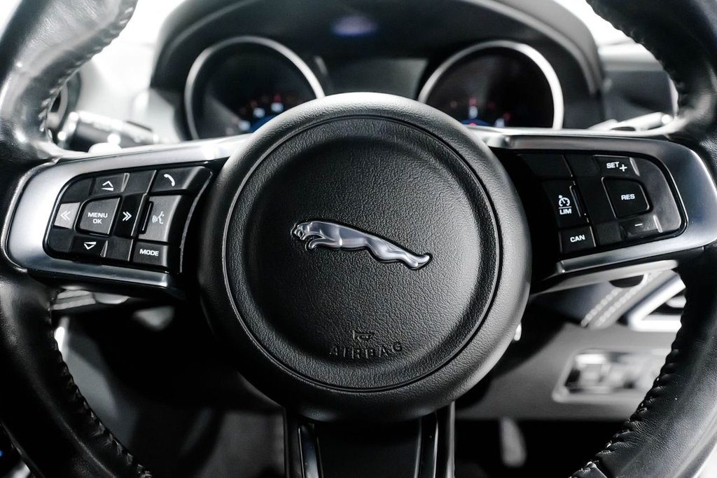 Used Jaguar XE 2018 for sale - 76454684: Photo 33