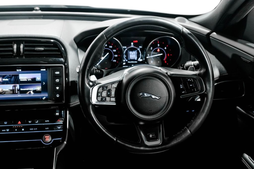 Used Jaguar XE 2018 for sale - 76454684: Photo 41