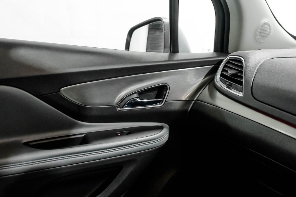 Used Vauxhall Mokka 2015 for sale - 77498817: Photo 37