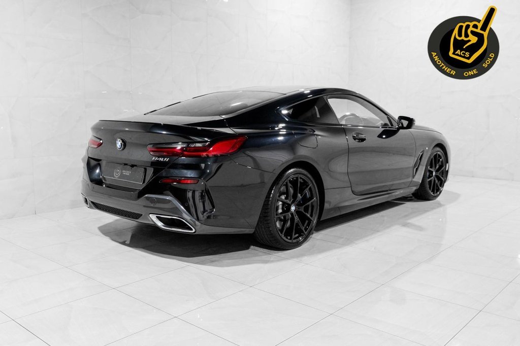 Used BMW 8 Series 2022 for sale - 77498608: Photo 2