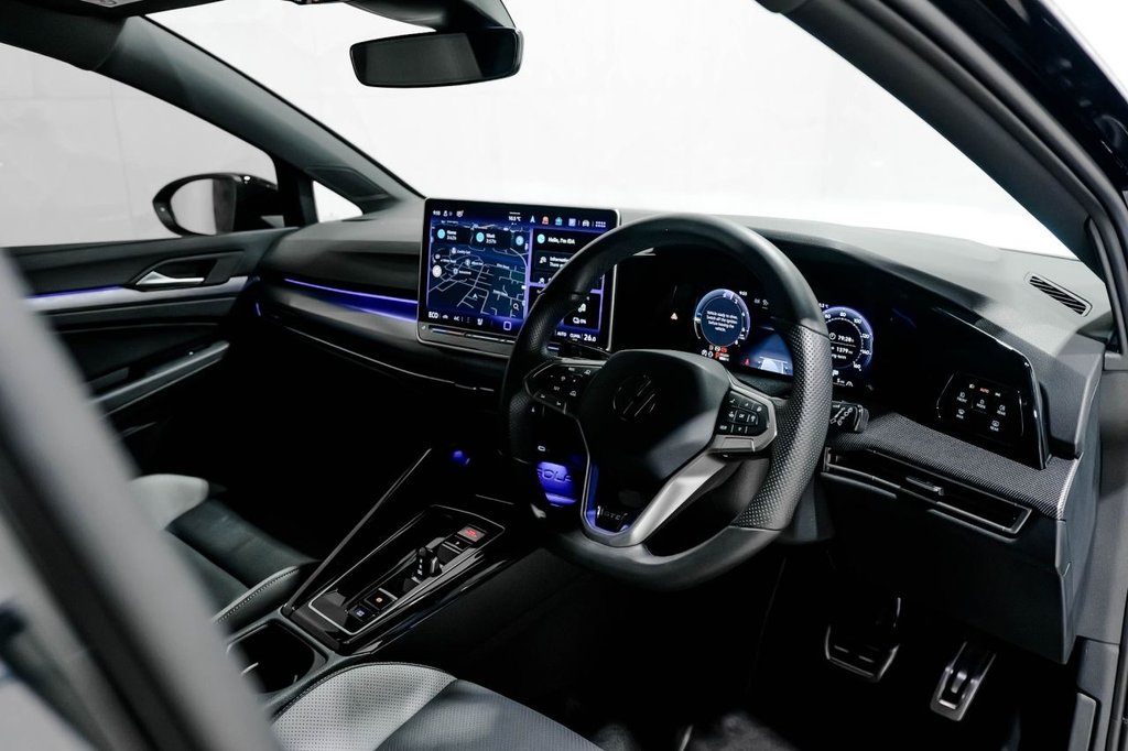 Used Volkswagen Golf 2025 for sale - 76724681: Photo 30