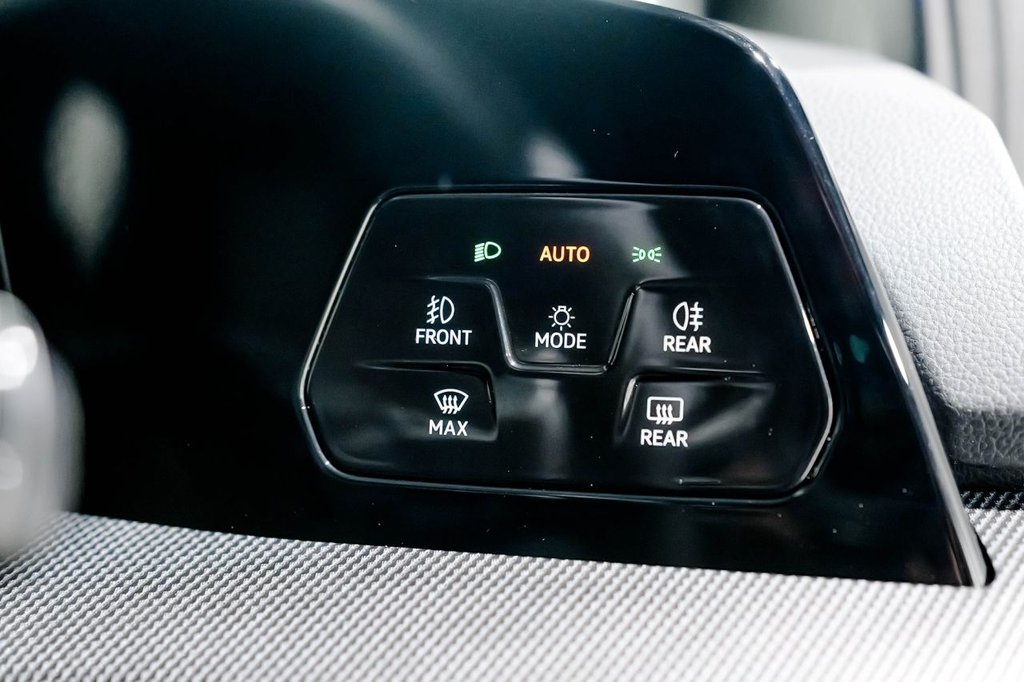 Used Volkswagen Golf 2025 for sale - 76724681: Photo 31