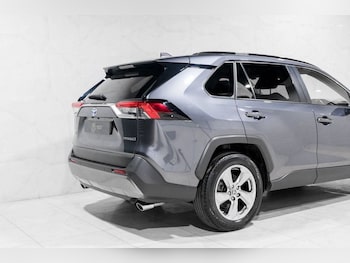 Used Toyota RAV4 2020 for sale - 77564037: Photo