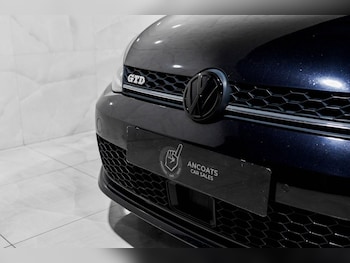 Used Volkswagen Golf 2016 for sale - 78557214: Photo