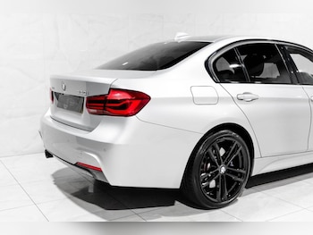 Used BMW 3 Series 2018 for sale - 76417171: Photo