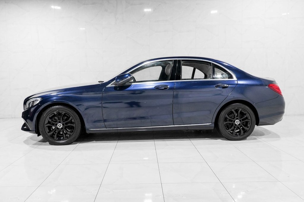 Used Mercedes-Benz C Class 2018 for sale - 76469641: Photo 39