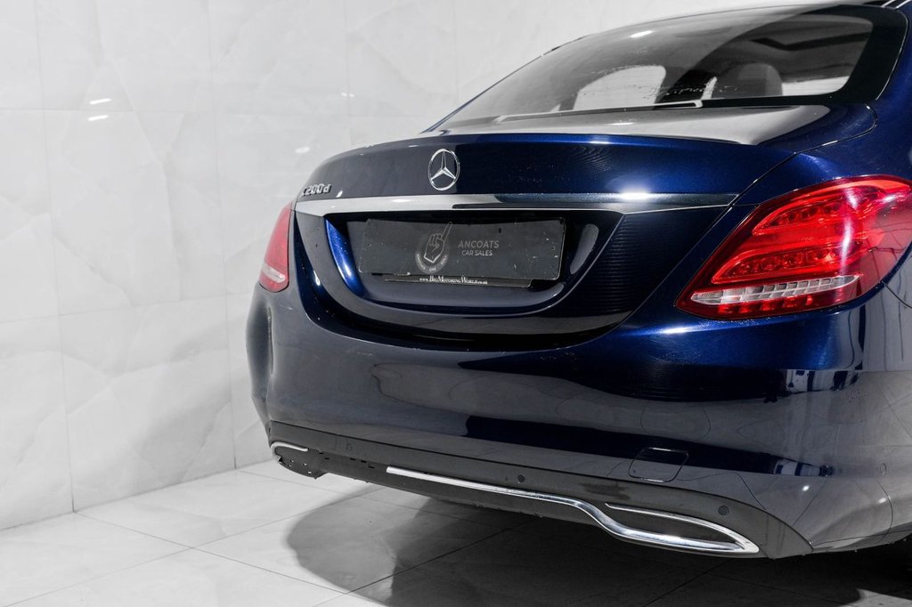 Used Mercedes-Benz C Class 2018 for sale - 76469641: Photo 5