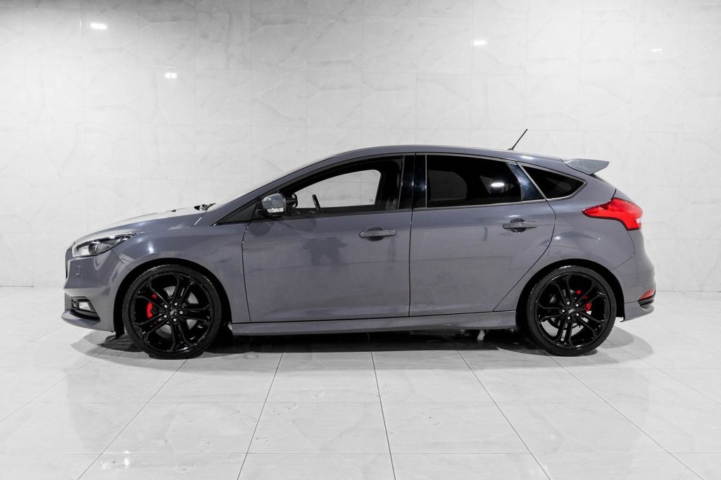 Used Ford Focus 2017 for sale - 77250348: Photo 10