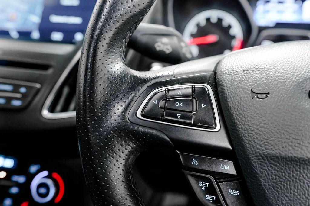 Used Ford Focus 2017 for sale - 77250348: Photo 37