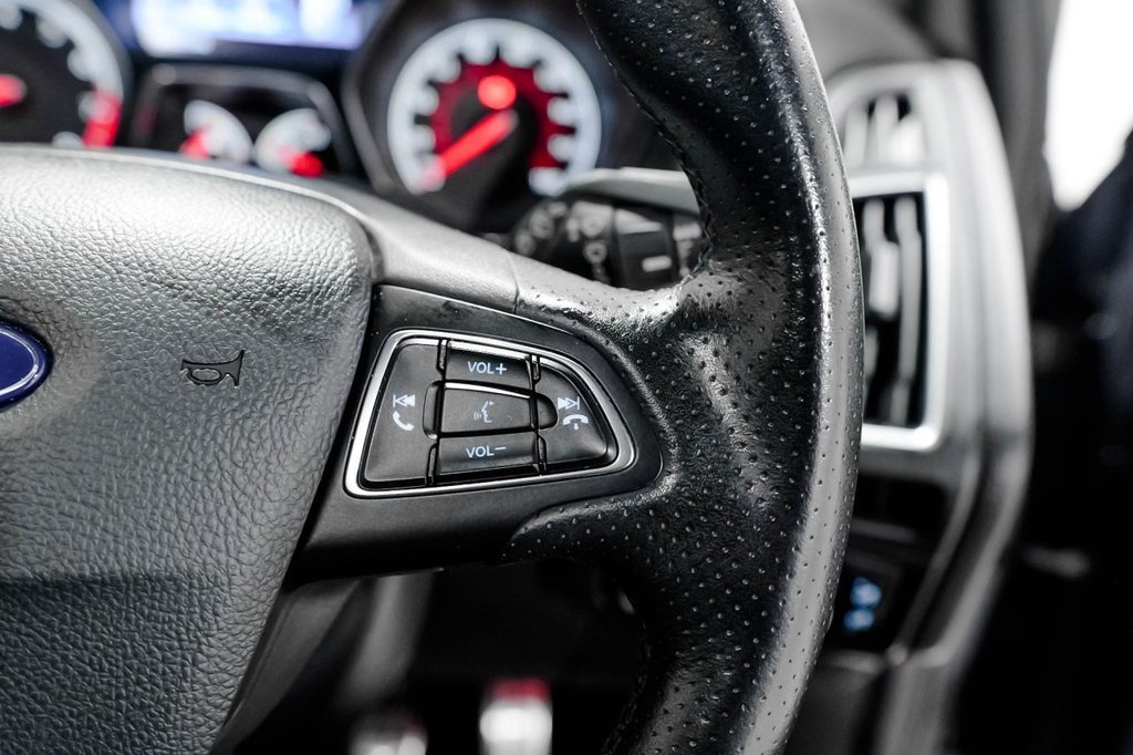 Used Ford Focus 2017 for sale - 77250348: Photo 39