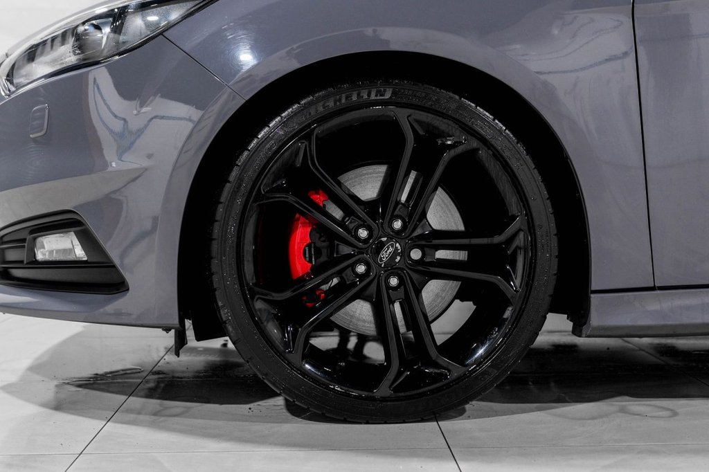 Used Ford Focus 2017 for sale - 77250348: Photo 9