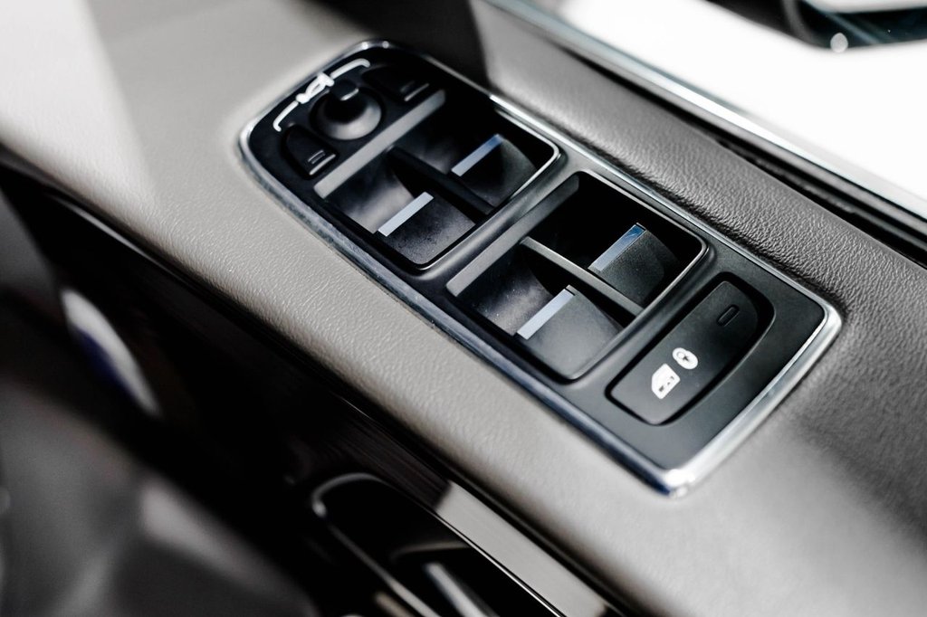 Used Jaguar F-Pace 2016 for sale - 76417088: Photo 15