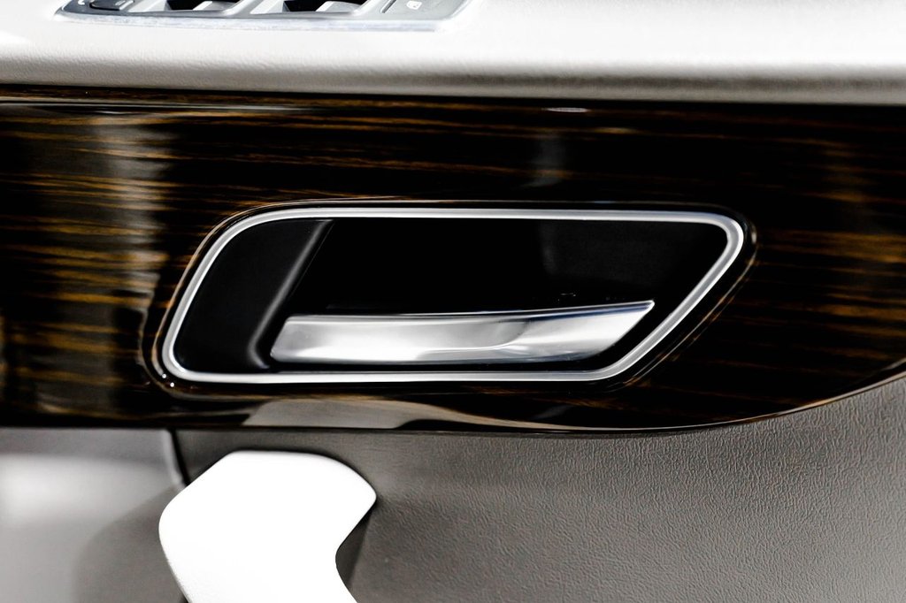 Used Jaguar F-Pace 2016 for sale - 76417088: Photo 16