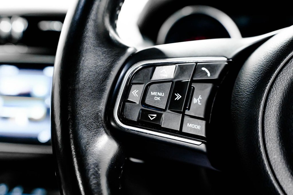 Used Jaguar F-Pace 2016 for sale - 76417088: Photo 20