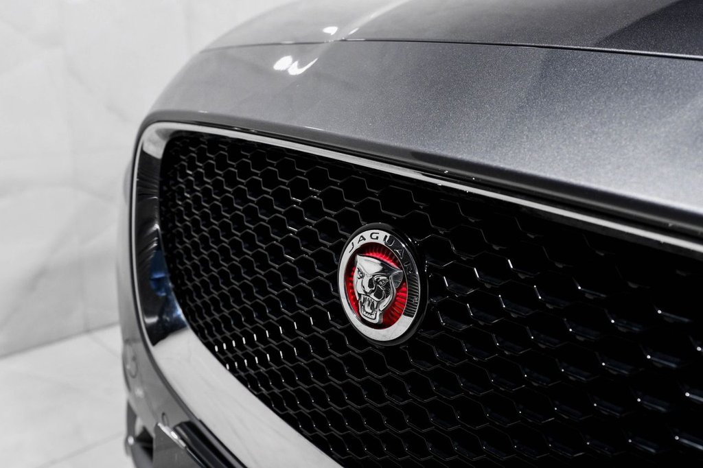 Used Jaguar F-Pace 2016 for sale - 76417088: Photo 41