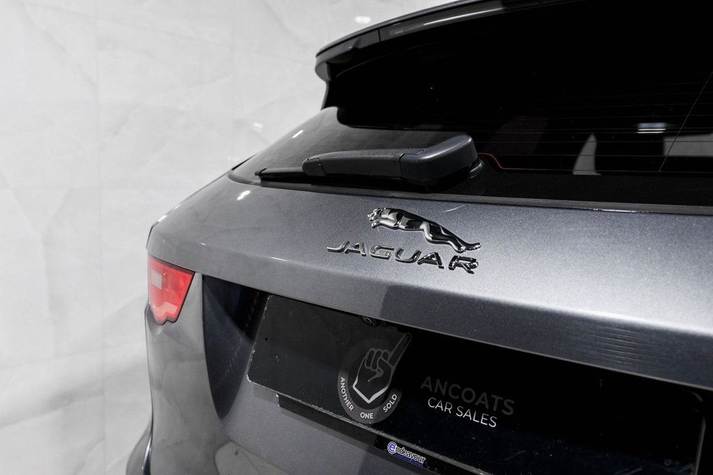 Used Jaguar F-Pace 2016 for sale - 76417088: Photo 7
