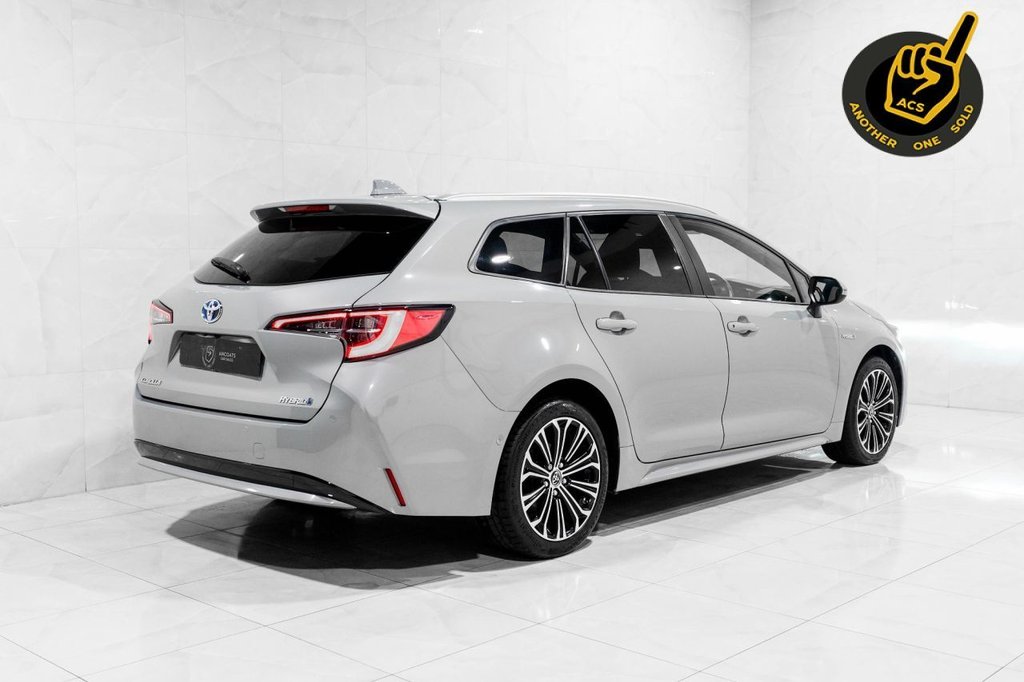 Used Toyota Corolla 2019 for sale - 76417072: Photo 2