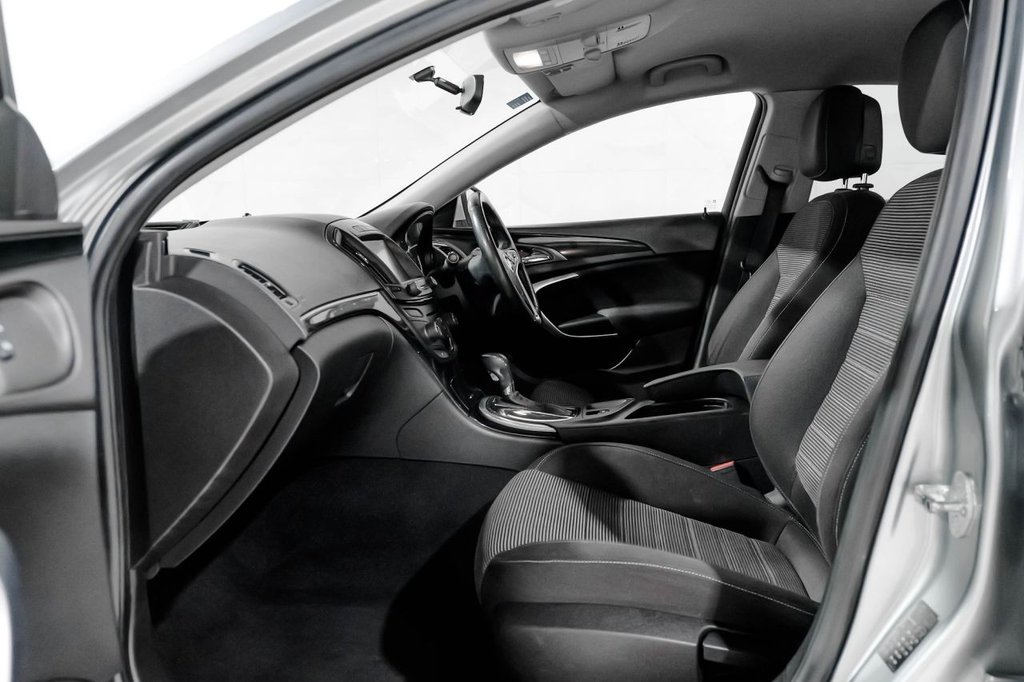 Used Vauxhall Insignia 2015 for sale - 77764817: Photo 13