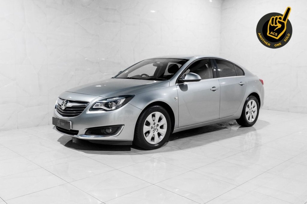 Used Vauxhall Insignia 2015 for sale - 77764817: Photo 2