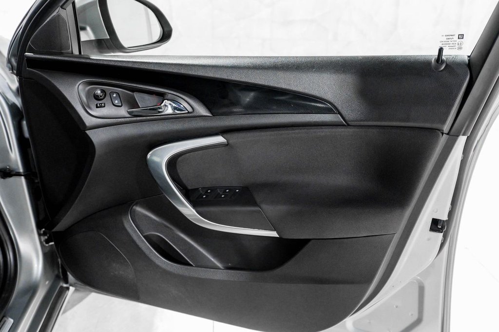 Used Vauxhall Insignia 2015 for sale - 77764817: Photo 26