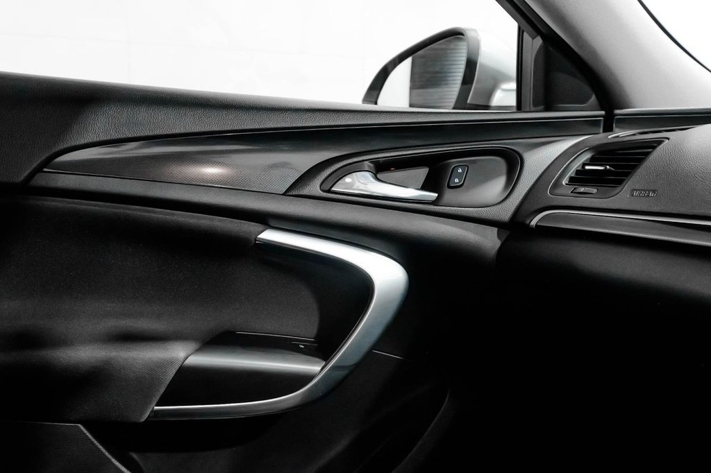 Used Vauxhall Insignia 2015 for sale - 77764817: Photo 38