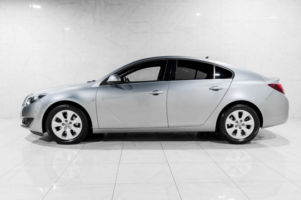 Used Vauxhall Insignia 2015 for sale - 77764817: Photo 9