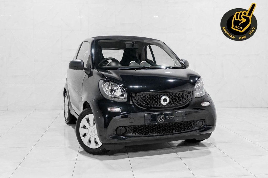 Used smart fortwo 2018 for sale - 76417223: Photo 1