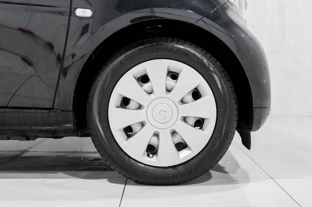 Used smart fortwo 2018 for sale - 76417223: Photo 10