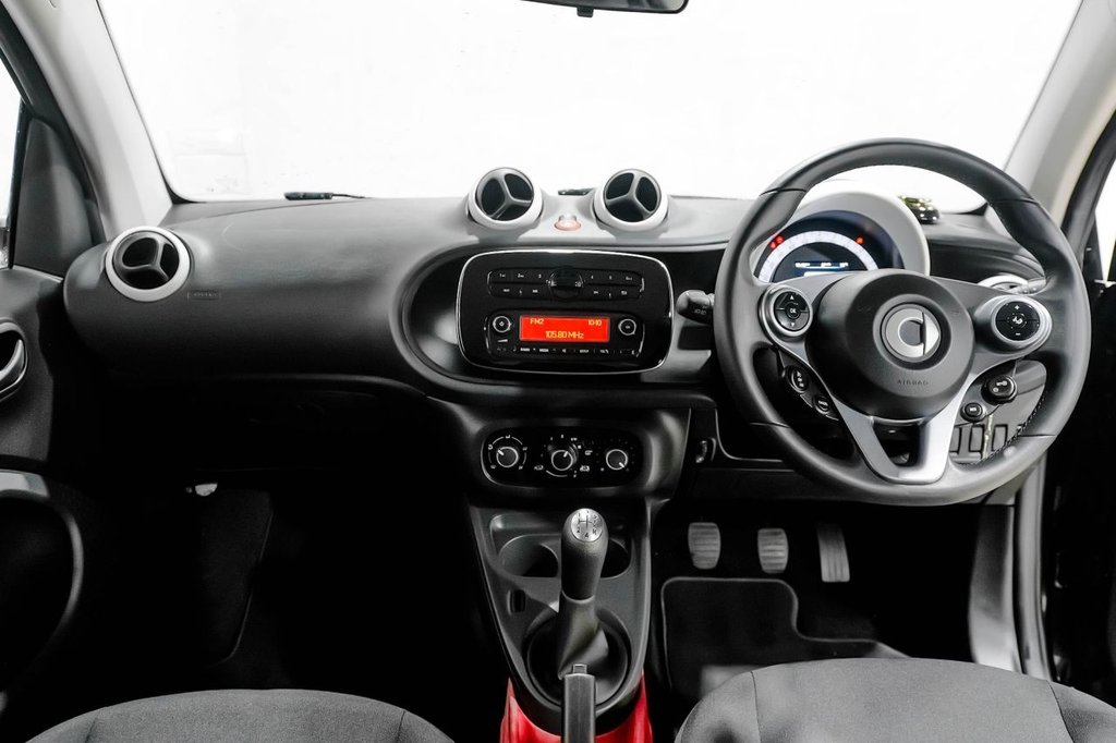 Used smart fortwo 2018 for sale - 76417223: Photo 32