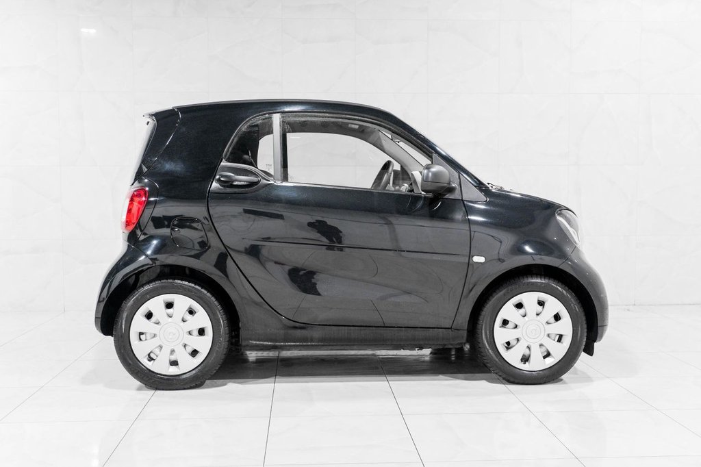 Used smart fortwo 2018 for sale - 76417223: Photo 9